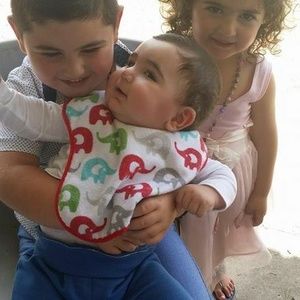 Meet your Posher, Elizabeth